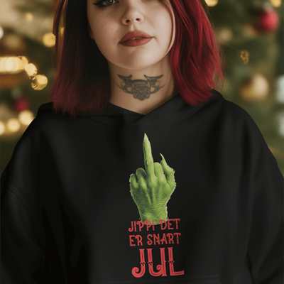 Hettegenser “Jippi det er snart jul” – julehumor med attitude